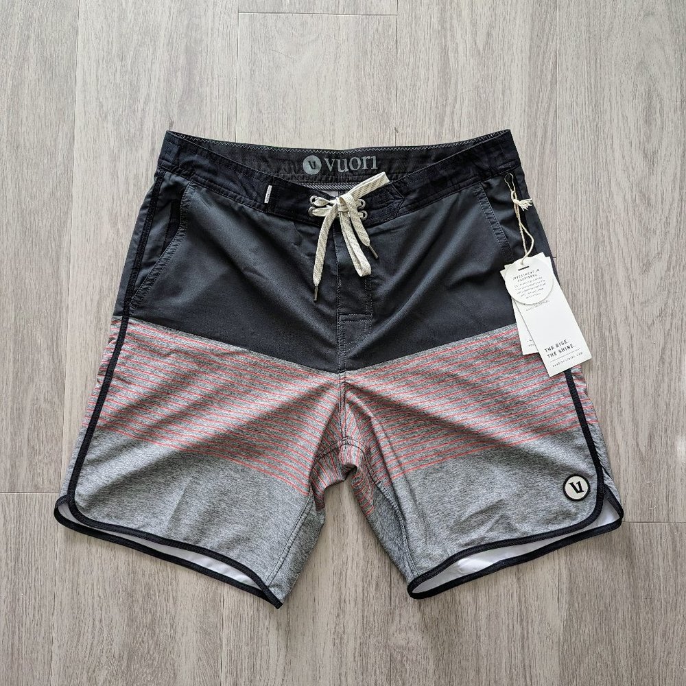 Vuori Cruise Board Shorts Mens Size 30 Melon Stripe NWT V314 $68